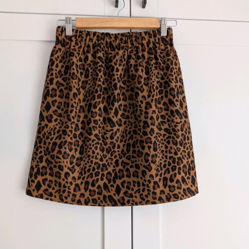 Mini leopard skirt like new Urban Threads