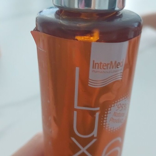 Luxurious Tanning Oil SPF 6 with Vitamins A & E like new