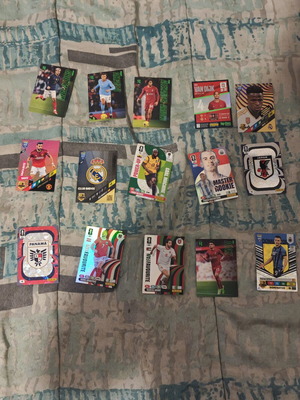 Panini Adrenalyn football cards, set of 75