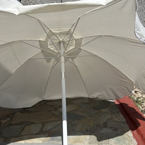 Beach umbrella new condition