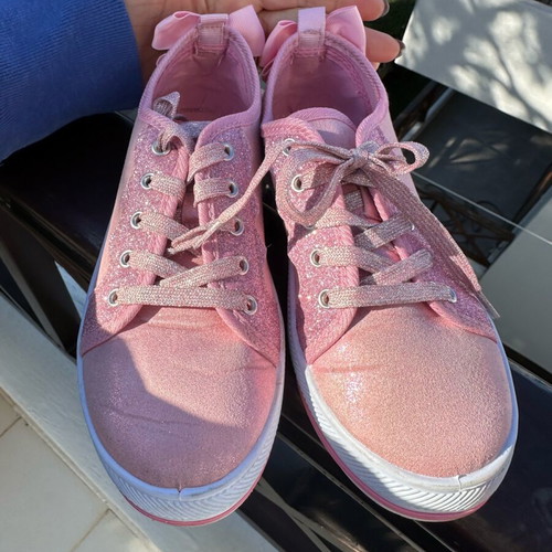 Laura Ashley girls canvas sneakers like new, size 32, pink