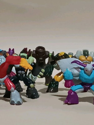 Preziosi figures used, pack of 12, Marathon media