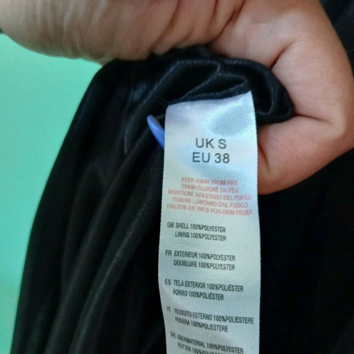 Pleated black dress size M like new