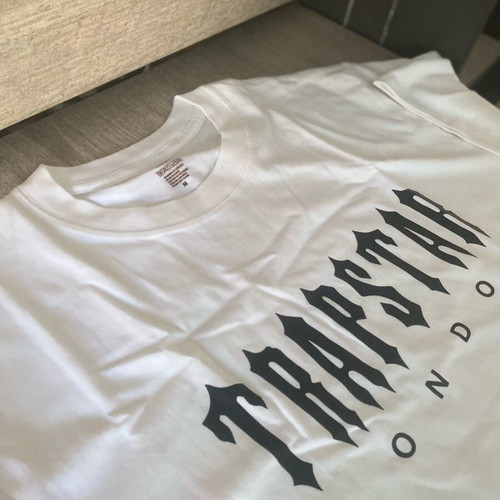 Trapstar t-shirt new, white, size medium