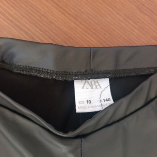 Zara synthetic leather leggings like new, black, size 10 years