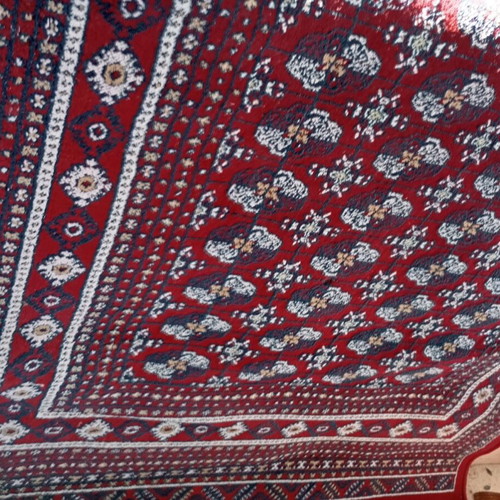 Wool rug like new, size 1.37x2.25 m, red color