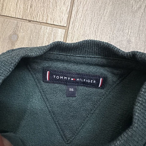 Tommy Hilfiger children's sweatshirt size 116, green