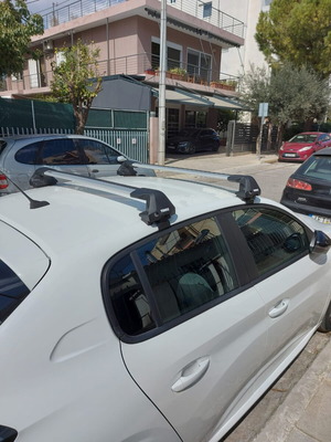 Thule WingBar Edge Roof Bars 95cm with 720500 Bases like new