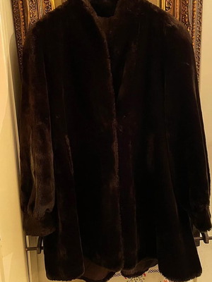 Vintage ecological fur dark brown, timeless and warm