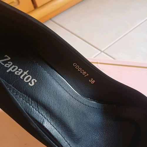 Platforms like new, women's closed, black and white, size 38, suede and patent