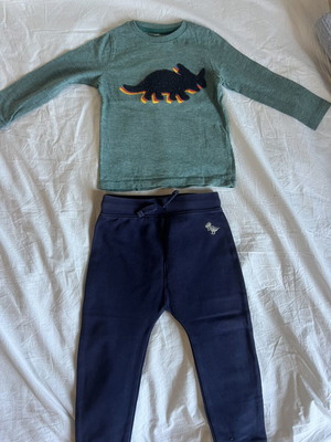 Boys' Set with Dunnes Tracksuit and Marks and Spencer Top Like New, 2-3 Years