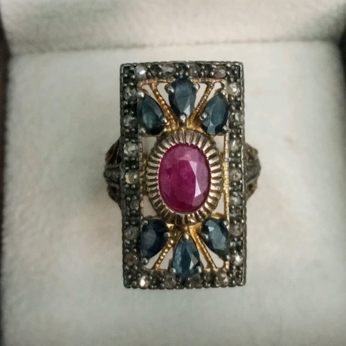 Silver gold 9k 925 ring with blue sapphires and ruby used