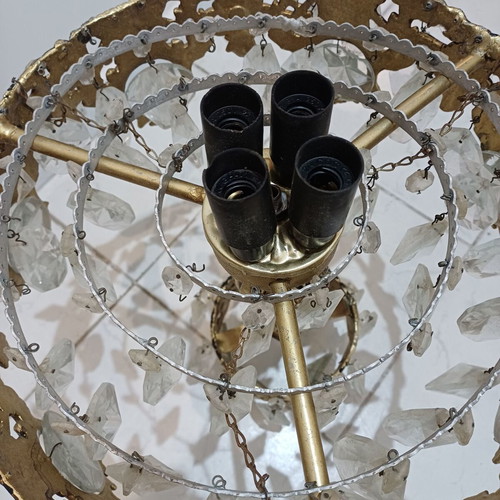 Chandelier with four lamps used