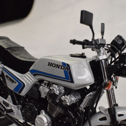 Honda CB750F Custom Tuned Tamiya 1:12 Model New