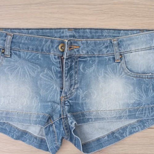 Calzedonia denim shorts like new, size S 36, blue
