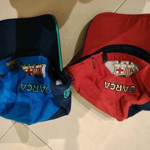 Barcelona caps like new, official football hats