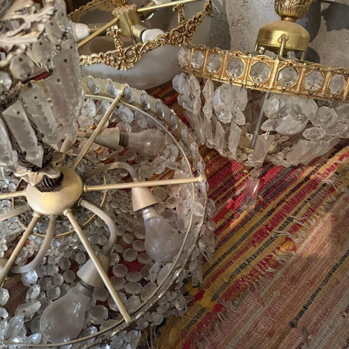 Ceiling lights used, well maintained