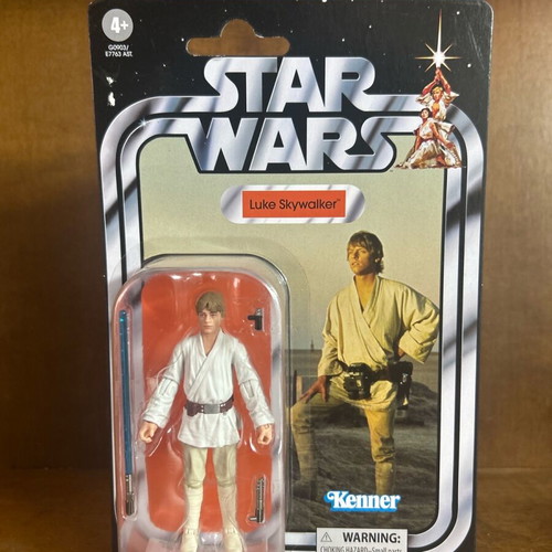Luke Skywalker Star Wars action figure new, sealed card 10cm