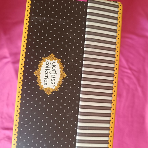 Santoro London doll like new