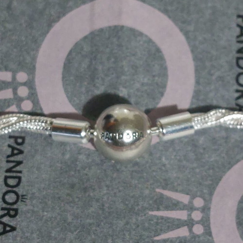 Pandora bracelet new, size 19 cm, silver with round clasp