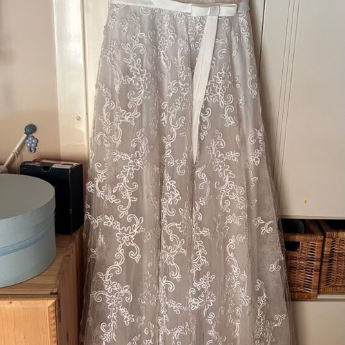 Maggie Sottero wedding dress used, white lace, size 10
