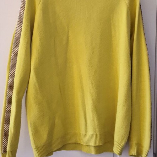 Women's sweater used, yellow, size L with impressive sleeve detail