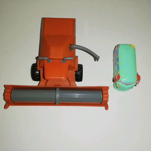 Disney McQueen Pirax Frank car like new 2014