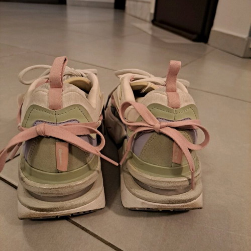 Nike Air Max Furyosa women's sneakers multicolor like new