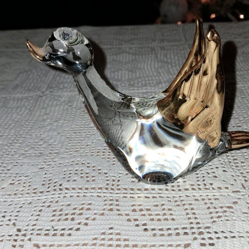 Murano Swan like new with gold details made of glass