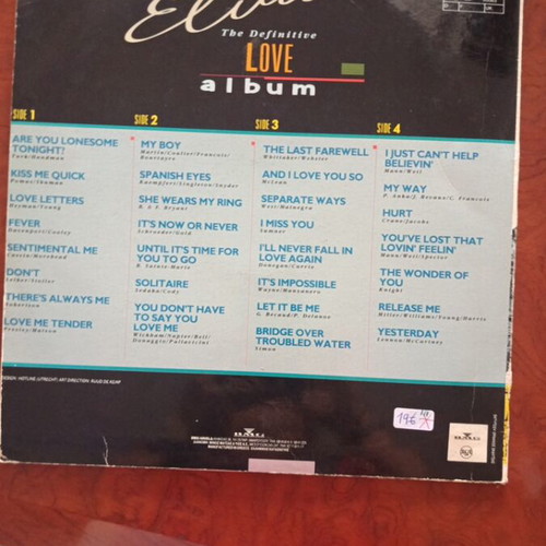 Elvis The Definitive Love Album 2 LPs used, excellent condition