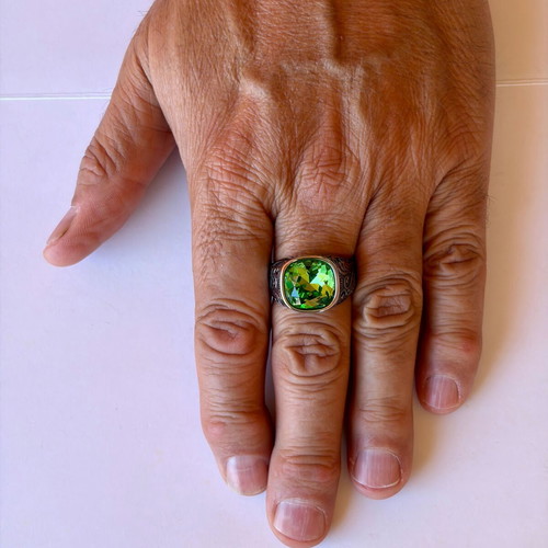 Green Emperor Signet Ring brand new, 316L stainless steel, emerald green
