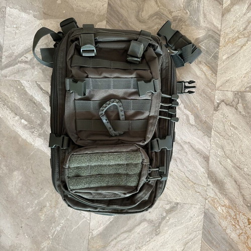 Mil-Tec backpack like new, brown and green