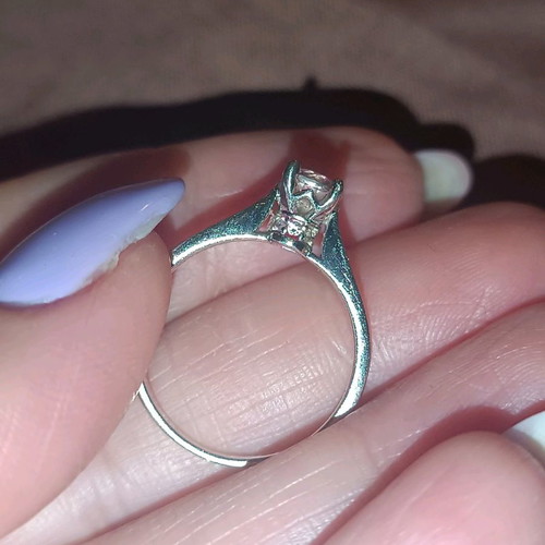 White gold solitaire 14 carat ring used