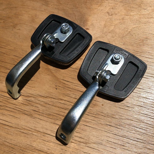 Bicycle Reflectors Front and Rear Pair with New Mounts TOP LS201