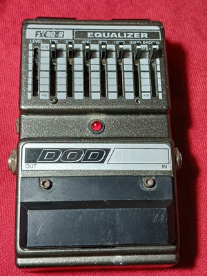 DOD FX40B графичен еквалайзер педал за китара употребяван, винтидж 90-те, счупен бутон