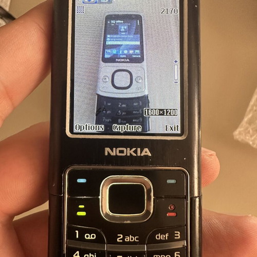 Nokia 6500 phone used, tested with battery