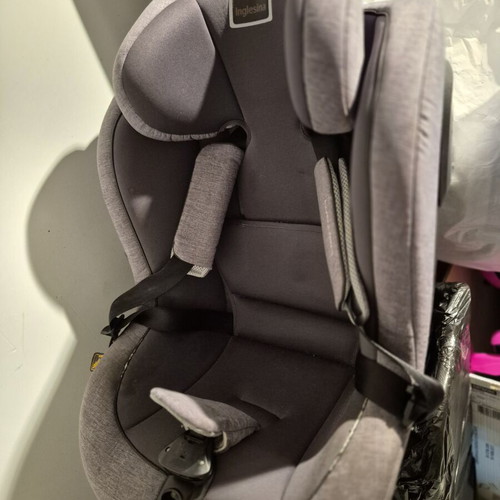 Inglesina Keplero car seat used with isofix and 270° rotation