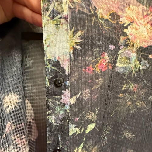 H&M shirt black with floral pattern like new