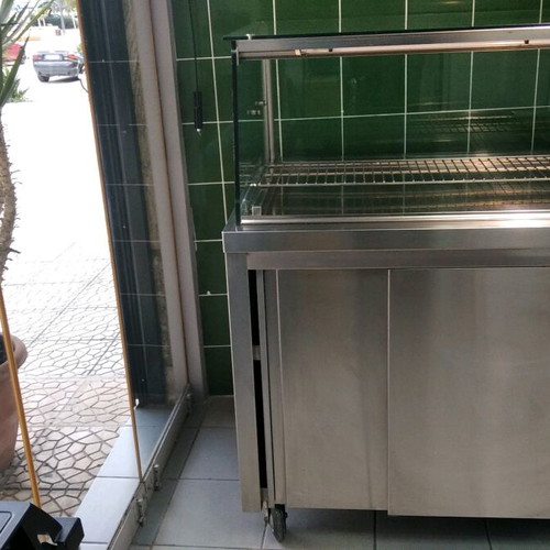 Heated air display case used, height 1.33 m, width 1.07 m, depth 0.84 m