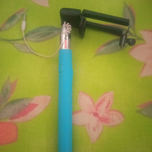 Selfie stick like new