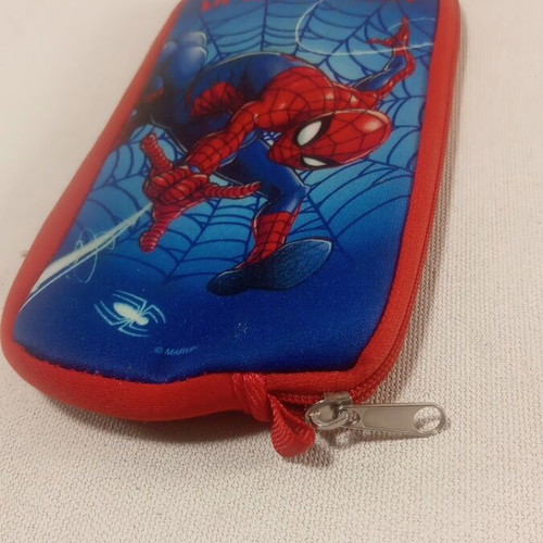 Κασετίνα Spiderman με φερμουάρ σαν καινούργιο