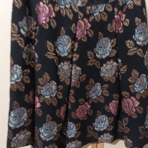 Milk and Honey skirt size M new embroidered brocade fabric