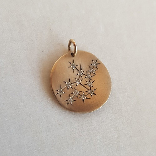 Lilalo Virgo constellation pendant 9K gold with diamonds