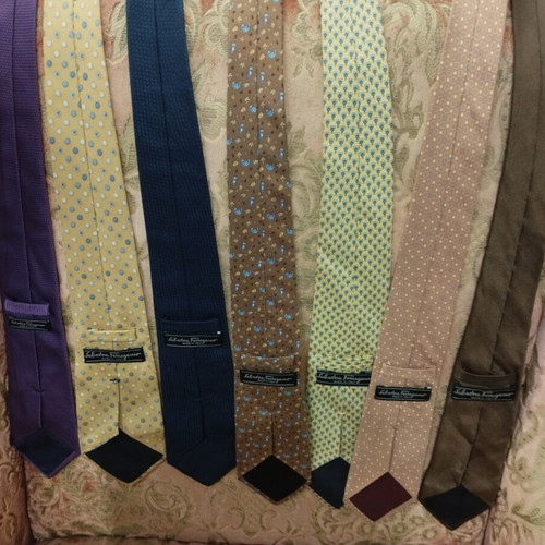 Salvatore Ferragamo silk ties pack of 7 like new