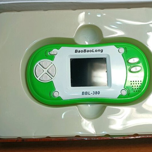 Bao Bao Long BBL-380 handheld console 32 in 1 like new with color screen