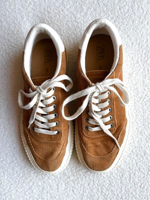 Zara brown corduroy sneakers, size 36