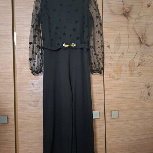 Marasil girls' one-piece like new with tulle and gold sequins