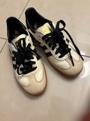 Adidas Sampa 38 New White Athletic Shoes