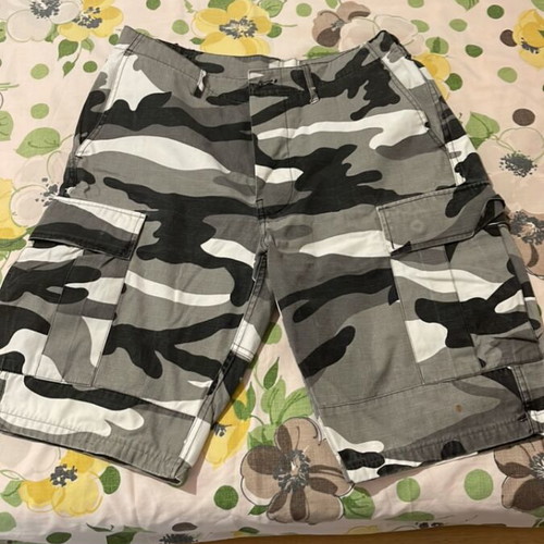 Survivors Bermuda shorts used, size 44, L XL