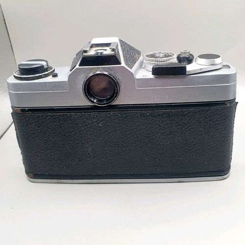 Chinon CX camera used with lens